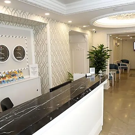 Novus Hotel