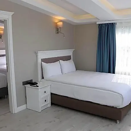 Novus Hotel 3*