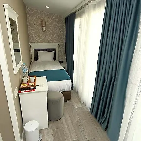 Hotel Novus 3*