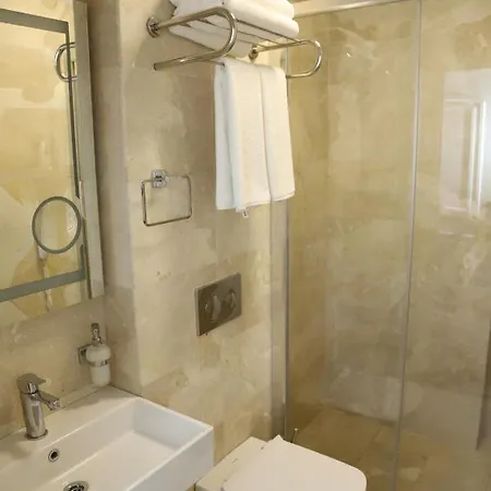 Novus Hotel